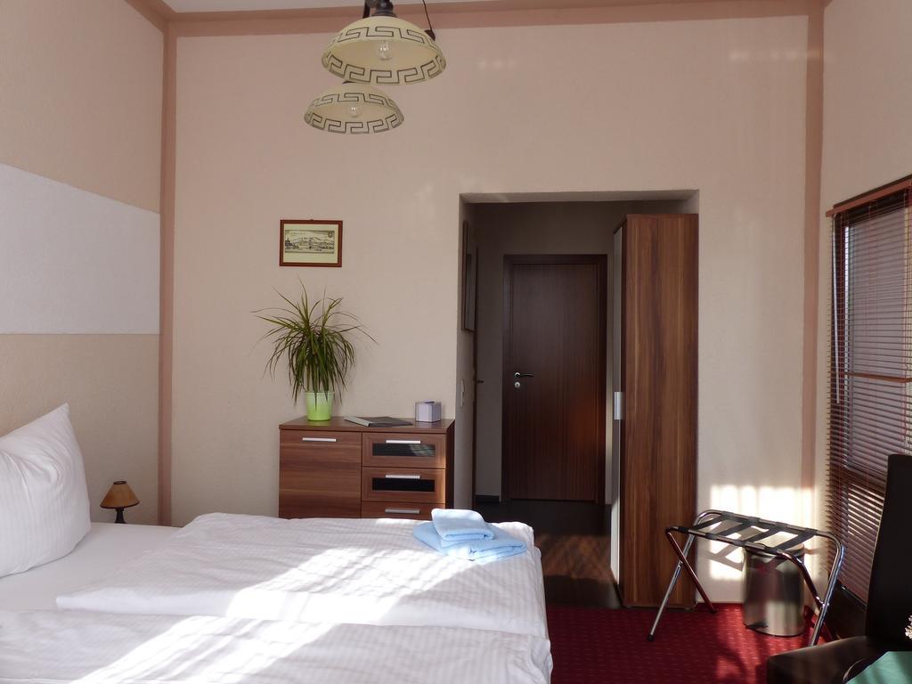 Hotel Friedchen Mit Eigener Fleischerei Artern Quarto foto
